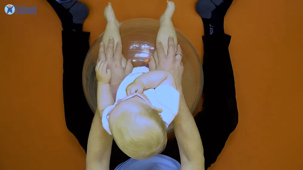 cwiczenia-na-pilce-w-siadzie